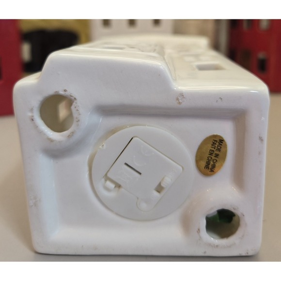 Mini Ceramic Village  Six Houses. Light Up With Your Candles - Picture 16 of 16